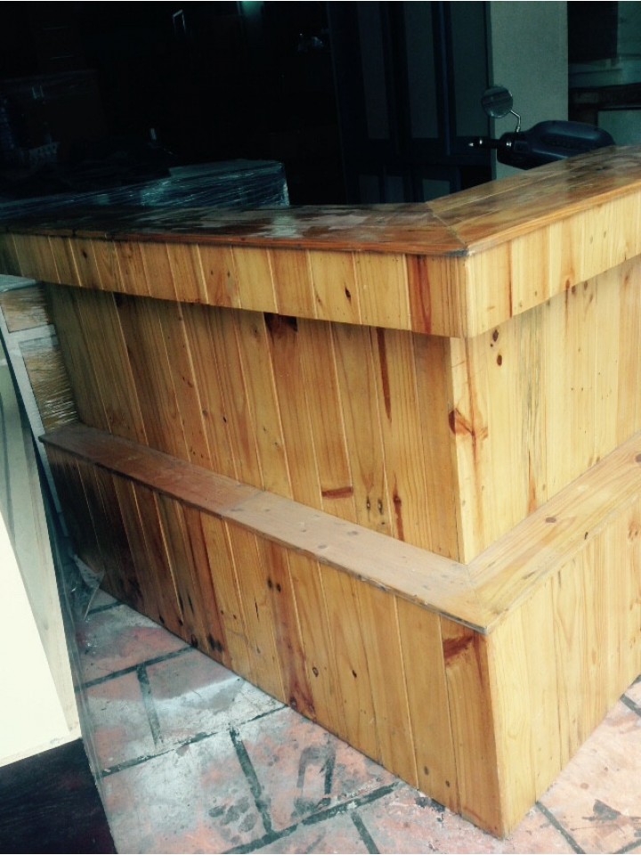 THANH LÝ QUẦY CAFE VÁN PALLET